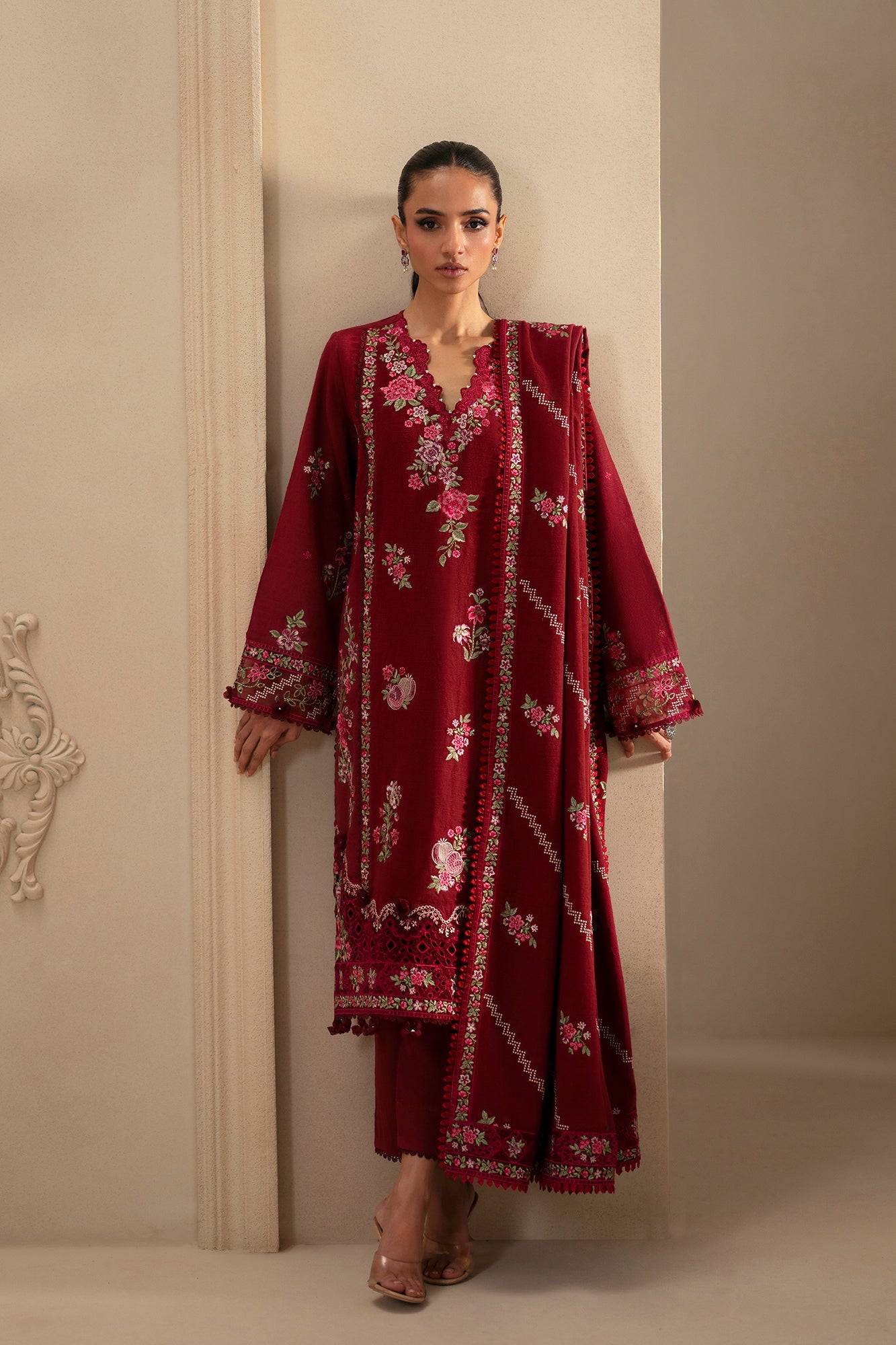 EMBROIDERED SUIT (E0788/203/414)