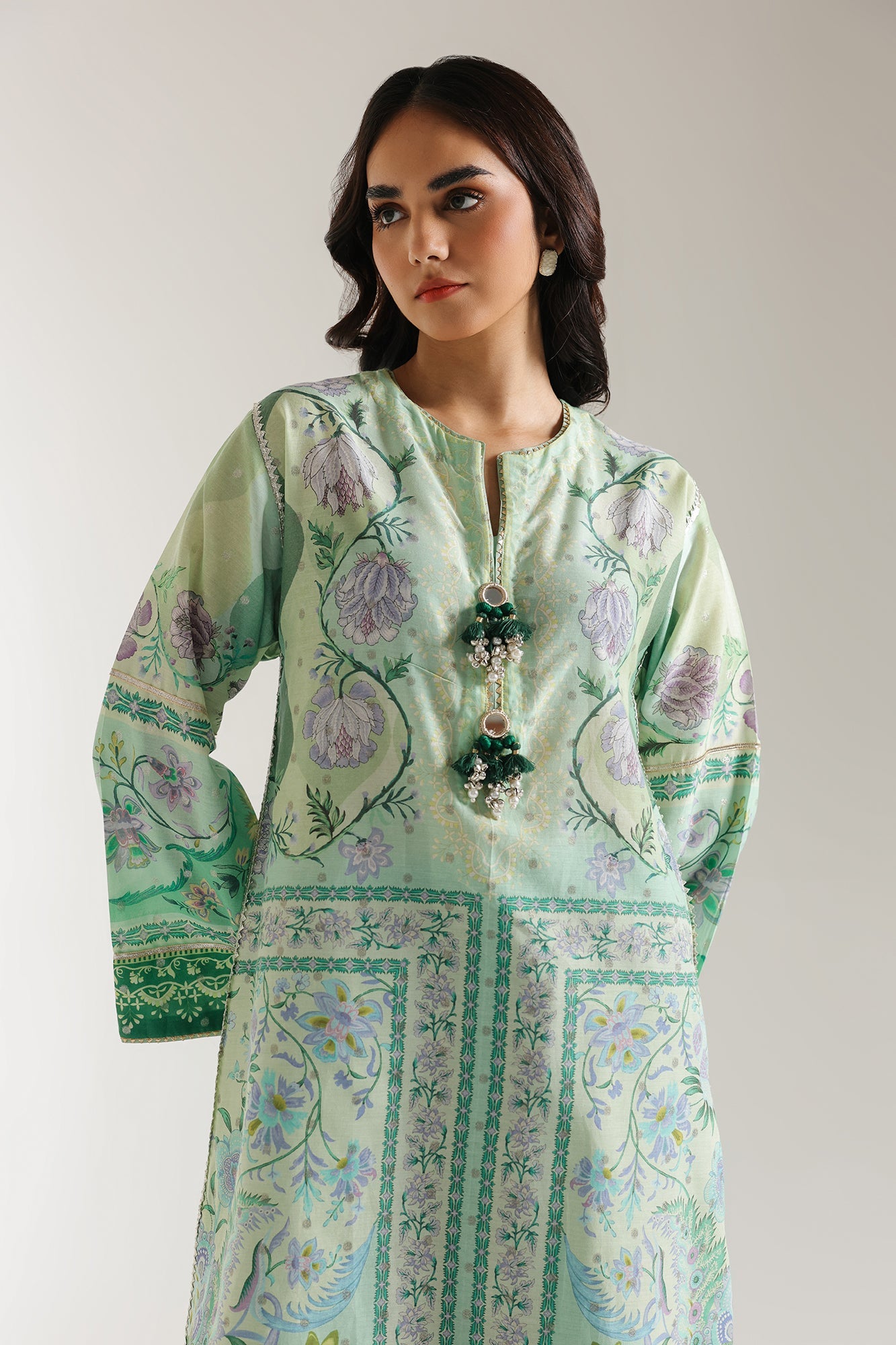 EMBROIDERED SUIT (E3070/103/130)