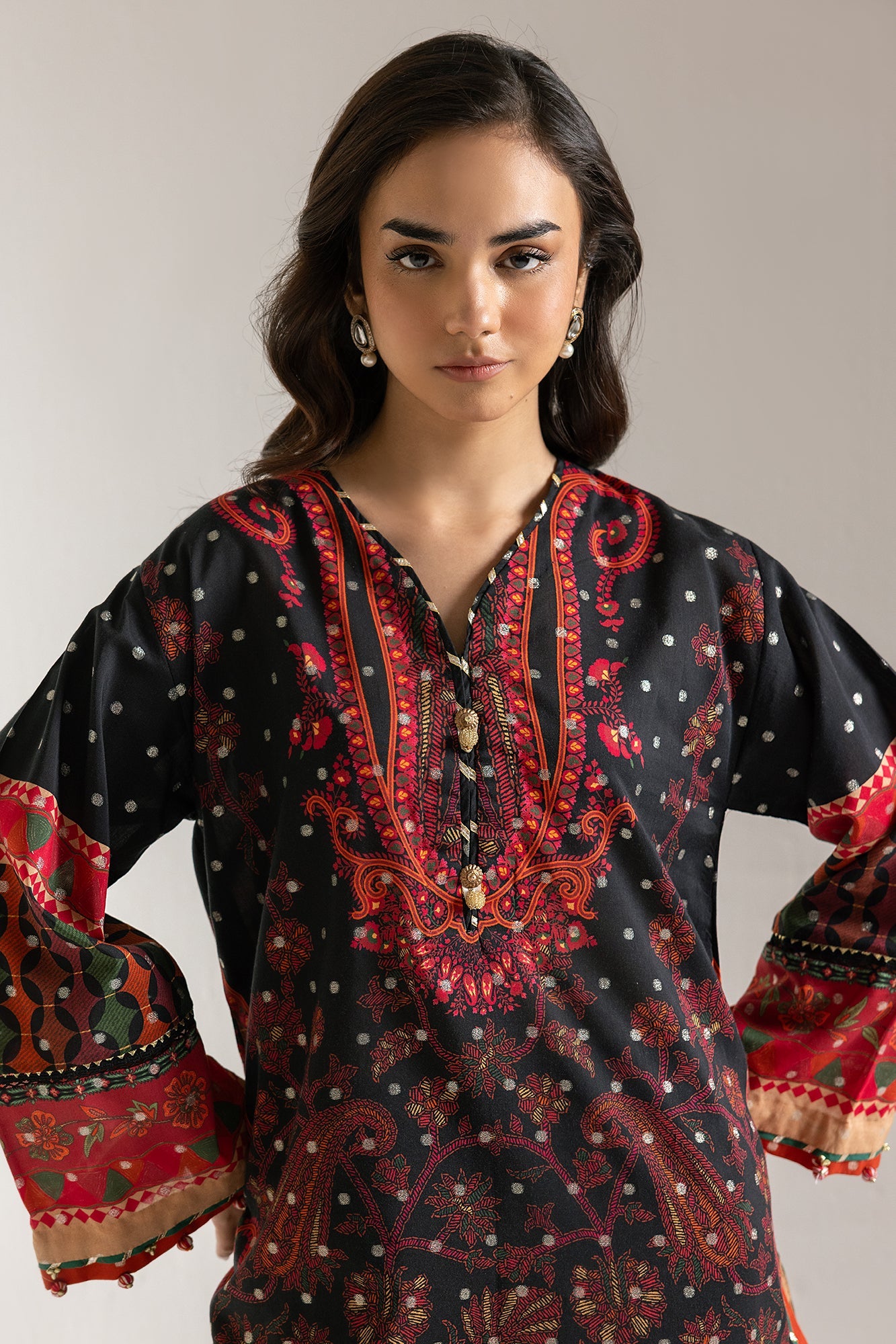 EMBROIDERED SUIT (E3250/103/902)