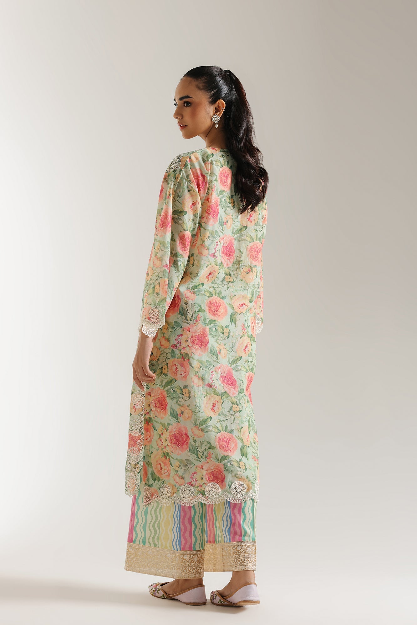 EMBROIDERED SUIT (E3285/103/127)