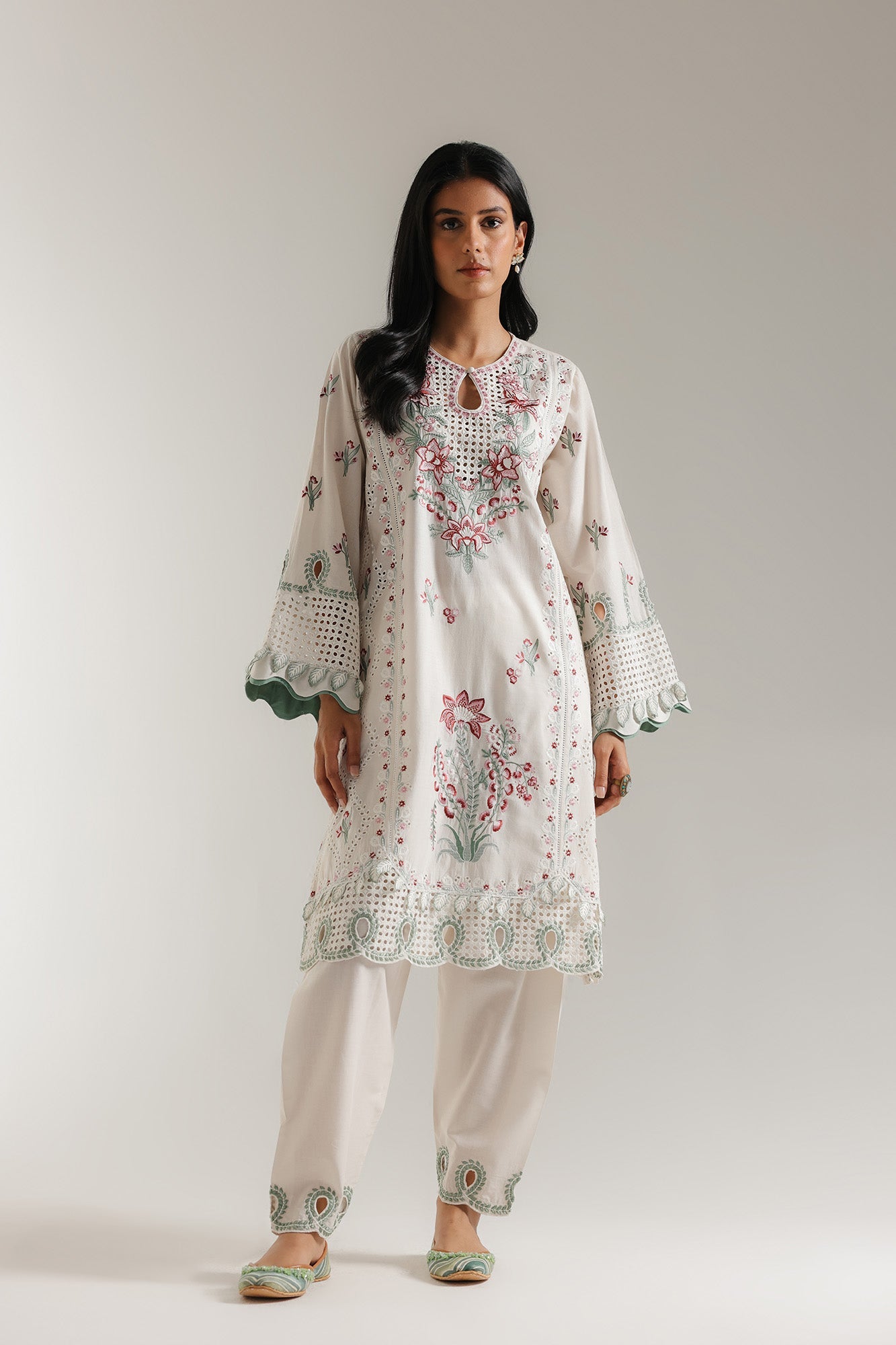 EMBROIDERED SUIT (E3307/103/002)