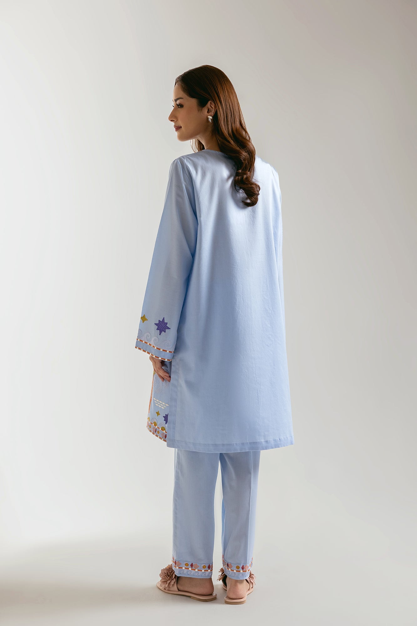 EMBROIDERED SUIT (E6103/102/635)