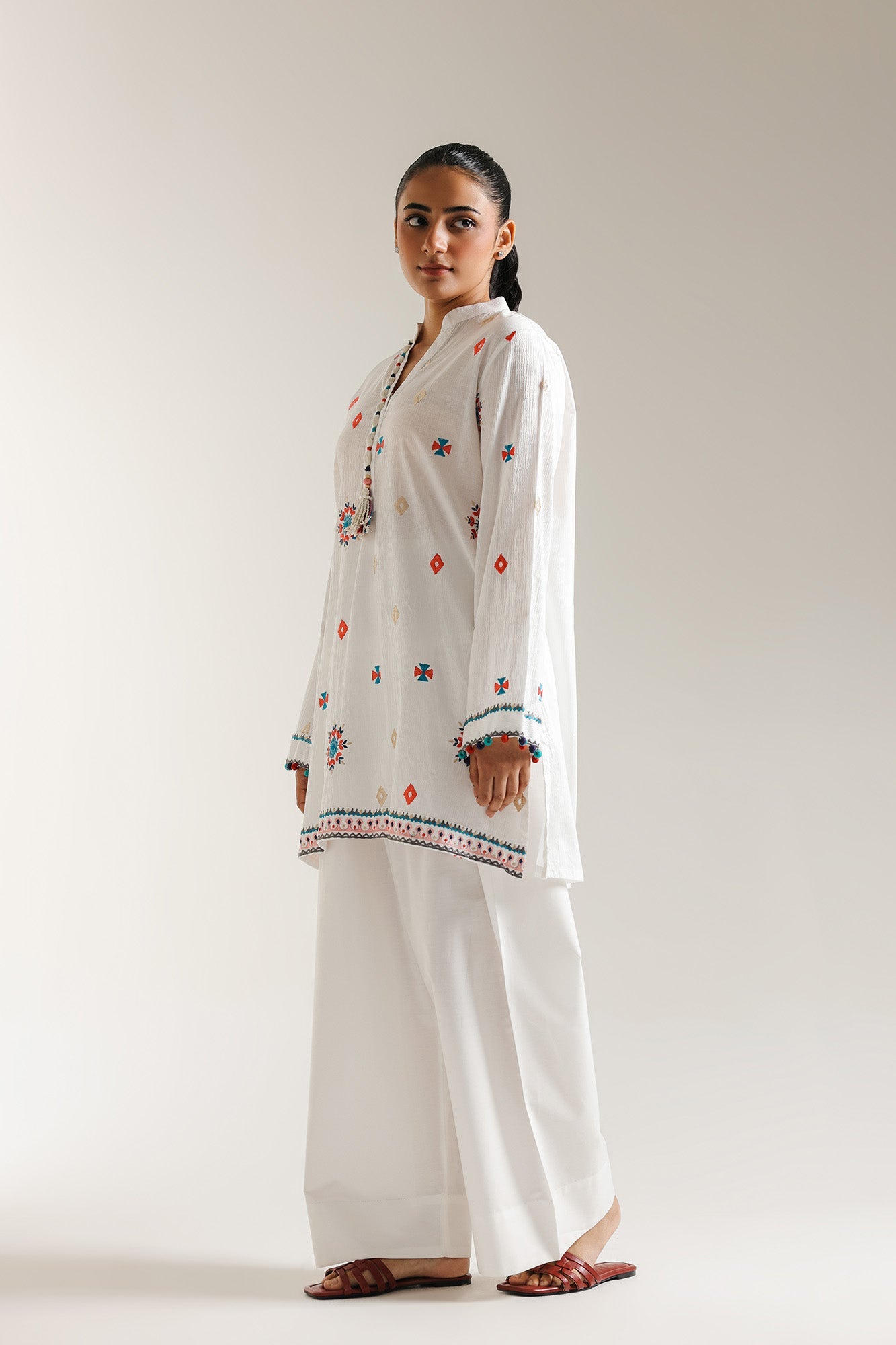 EMBROIDERED SHIRT (S5E6378/102/001)