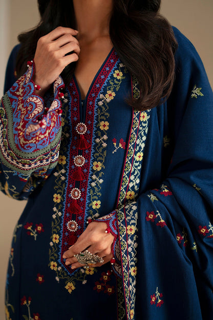EMBROIDERED SUIT (E0781/203/622)