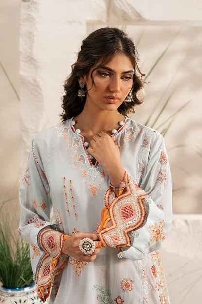 EMBROIDERED SUIT (E3279/103/617)