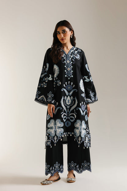 EMBROIDERED SUIT (E3395/103/902)