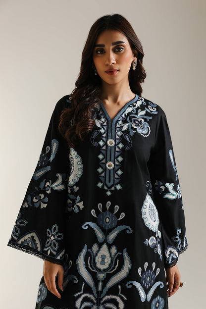 EMBROIDERED SUIT (E3395/103/902)