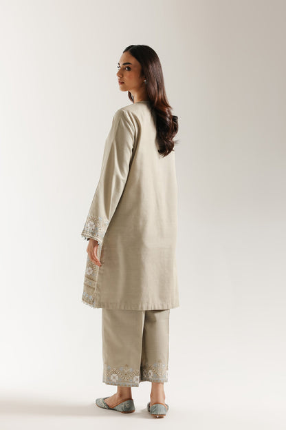 EMBROIDERED SUIT (E3705/103/817)